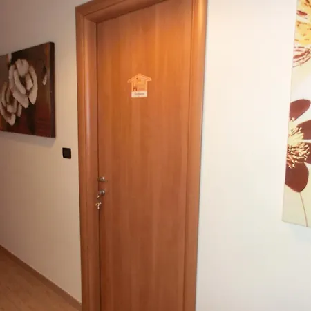 Rhc Rome Гостевой дом
